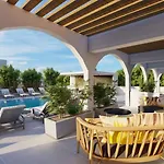 Zoi Hotel 4*