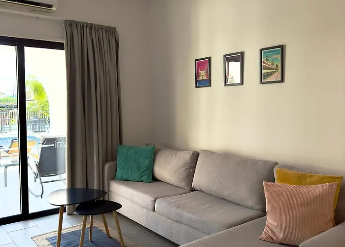 Ξενοδοχείο Zoi 4*